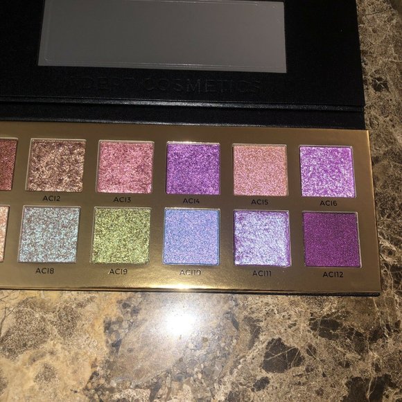 *RARE* BNIB Adept Cosmetics PLAIN JANE Anniversary Eyeshadow Palette Multichrome - Picture 6 of 12